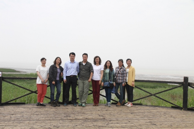 全体随行指导老师合影留念 全体随行指导老师合影留念