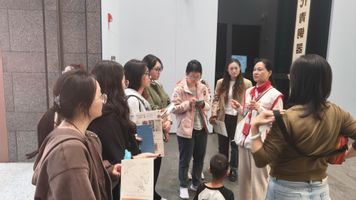 博物馆2.jpg 博物馆2.jpg